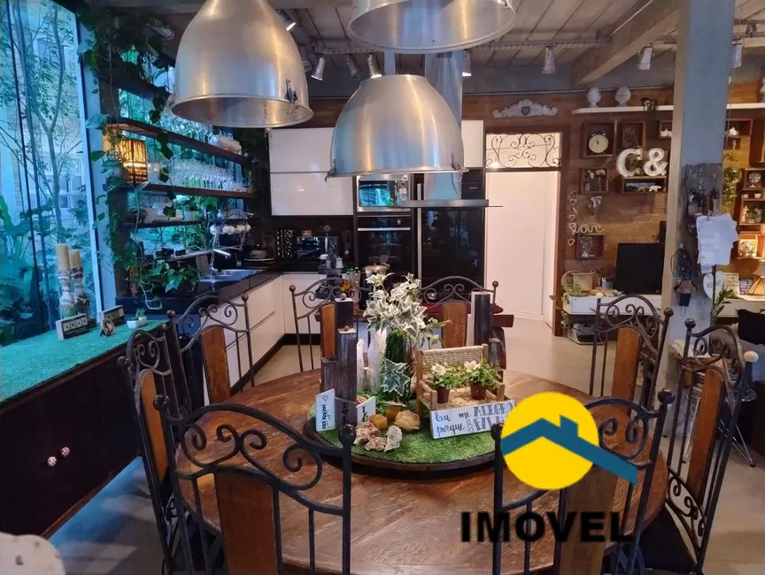 Casa de Condomínio com 4 quartos à venda, 400m2 em Maria Paula, Sao Goncalo - RJ - imagem 9 Foto 9 de Casa de Condomínio com 4 quartos à venda, 400m2 em Maria Paula, Sao Goncalo - RJ