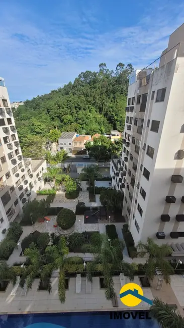 Cobertura com 3 quartos à venda, 141m2 em São Domingos, Niteroi - RJ - imagem 3 Foto 3 de Cobertura com 3 quartos à venda, 141m2 em São Domingos, Niteroi - RJ