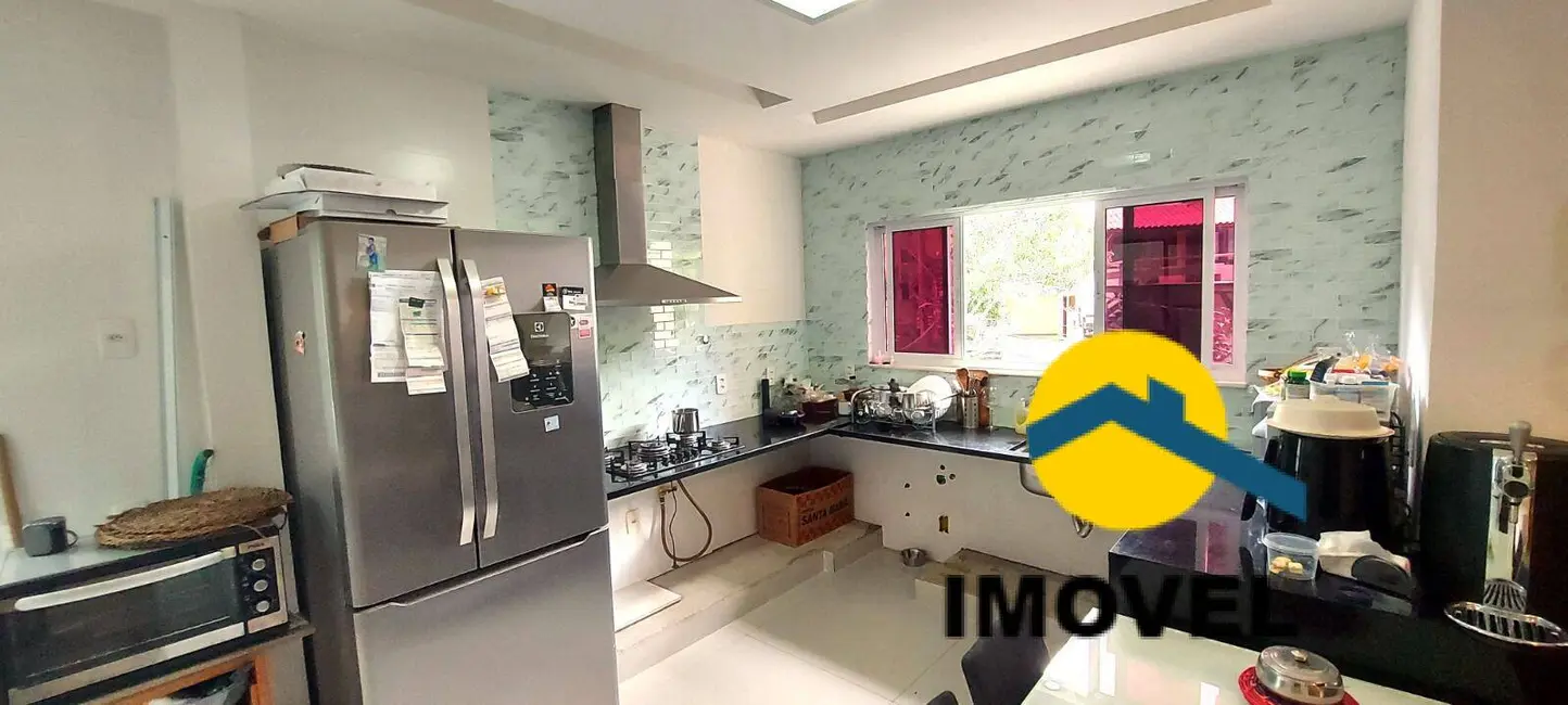 Foto 6 de Casa de Condomínio com 3 quartos à venda, 220m2 em Itaipu, Niteroi - RJ