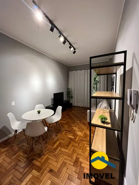 Foto 1 de Apartamento com 1 quarto à venda, 50m2 em Centro, Niteroi - RJ