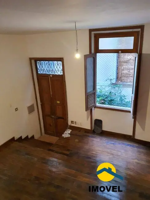 Casa com 4 quartos à venda, 240m2 em Ingá, Niteroi - RJ - imagem 8 Foto 8 de Casa com 4 quartos à venda, 240m2 em Ingá, Niteroi - RJ