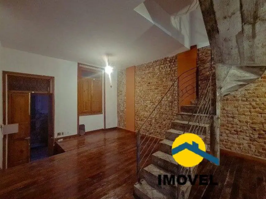 Casa com 4 quartos à venda, 240m2 em Ingá, Niteroi - RJ - imagem 3 Foto 3 de Casa com 4 quartos à venda, 240m2 em Ingá, Niteroi - RJ