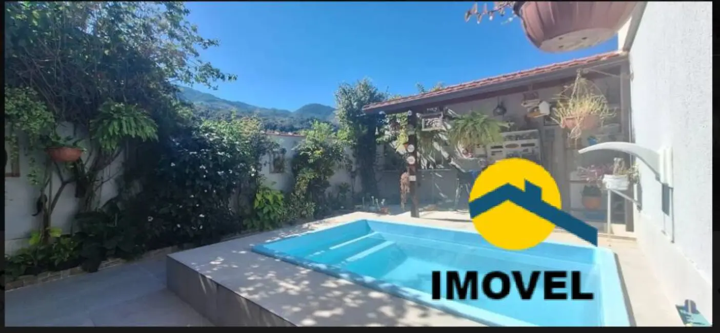 Foto 1 de Casa com 2 quartos à venda, 90m2 em Centro, Rio Bonito - RJ
