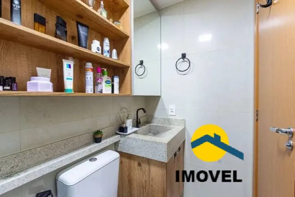 Foto 9 de Apartamento com 3 quartos à venda, 70m2 em Rio do Ouro, Sao Goncalo - RJ