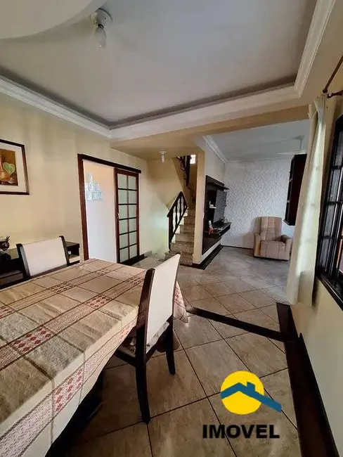 Casa de Condomínio com 2 quartos à venda, 125m2 em Arsenal, Sao Goncalo - RJ - imagem 3 Foto 3 de Casa de Condomínio com 2 quartos à venda, 125m2 em Arsenal, Sao Goncalo - RJ