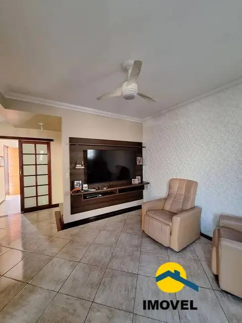 Casa de Condomínio com 2 quartos à venda, 125m2 em Arsenal, Sao Goncalo - RJ - imagem 4 Foto 4 de Casa de Condomínio com 2 quartos à venda, 125m2 em Arsenal, Sao Goncalo - RJ