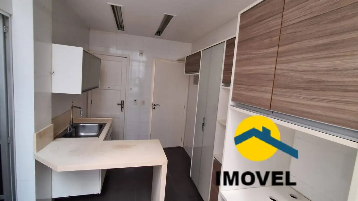 Foto 14 de Apartamento à venda, 100m2 em Icaraí, Niteroi - RJ