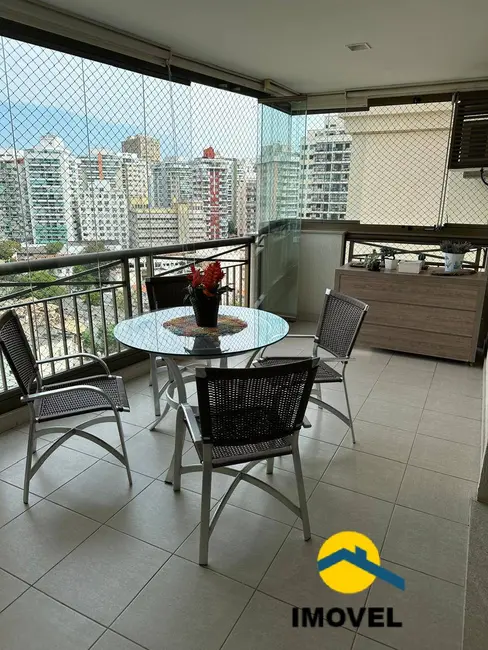 Apartamento com 4 quartos à venda, 133m2 em Icaraí, Niteroi - RJ - imagem 6 Foto 6 de Apartamento com 4 quartos à venda, 133m2 em Icaraí, Niteroi - RJ
