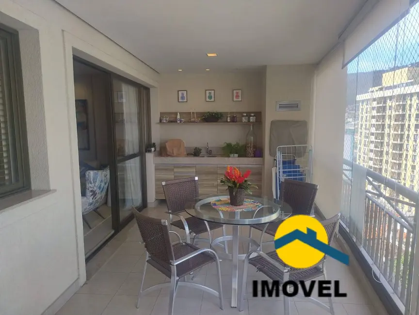 Apartamento com 4 quartos à venda, 133m2 em Icaraí, Niteroi - RJ - imagem 7 Foto 7 de Apartamento com 4 quartos à venda, 133m2 em Icaraí, Niteroi - RJ