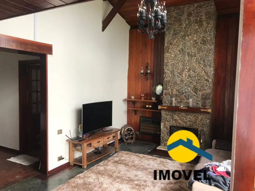 Foto 4 de Casa com 3 quartos à venda, 180m2 em Itaipu, Niteroi - RJ