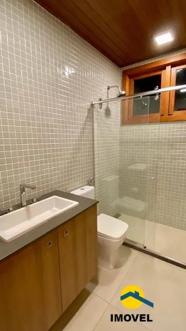 Casa com 3 quartos à venda, 315m2 em Serra Grande, Niteroi - RJ - imagem 9 Foto 9 de Casa com 3 quartos à venda, 315m2 em Serra Grande, Niteroi - RJ