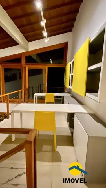 Casa com 3 quartos à venda, 315m2 em Serra Grande, Niteroi - RJ - imagem 4 Foto 4 de Casa com 3 quartos à venda, 315m2 em Serra Grande, Niteroi - RJ