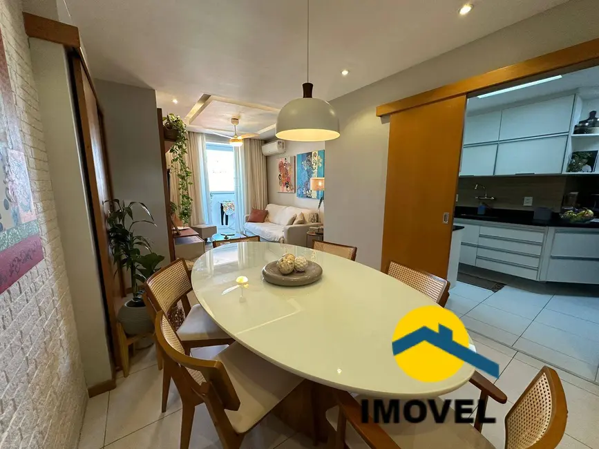Foto 2 de Apartamento com 2 quartos à venda, 102m2 em Piratininga, Niteroi - RJ