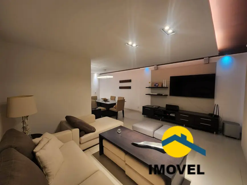 Foto 3 de Apartamento com 3 quartos à venda, 130m2 em Icaraí, Niteroi - RJ