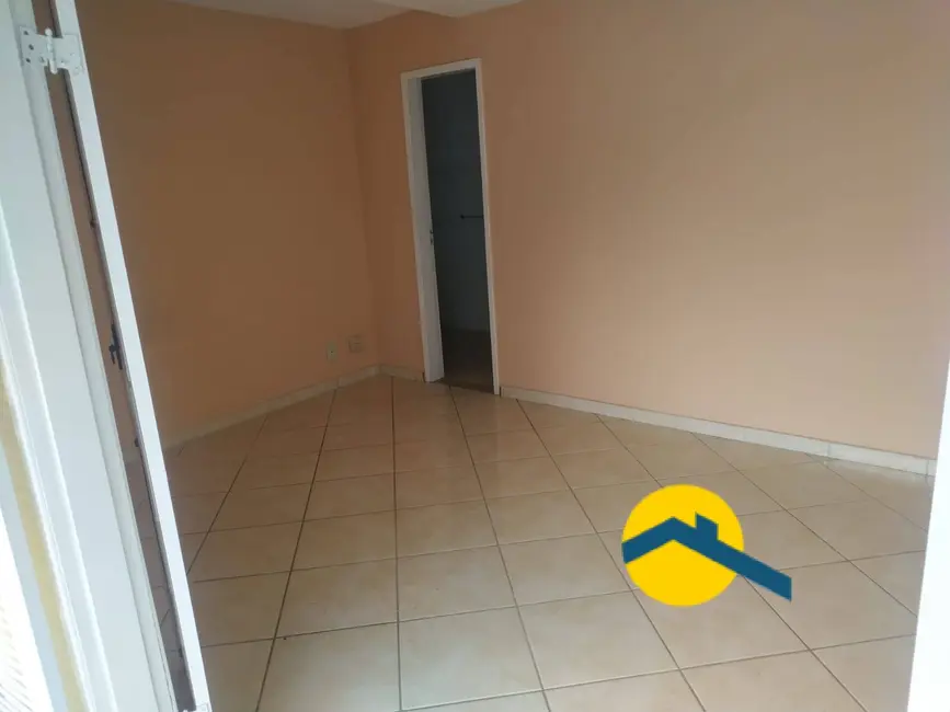 Foto 6 de Casa de Condomínio com 3 quartos à venda, 120m2 em Arsenal, Sao Goncalo - RJ