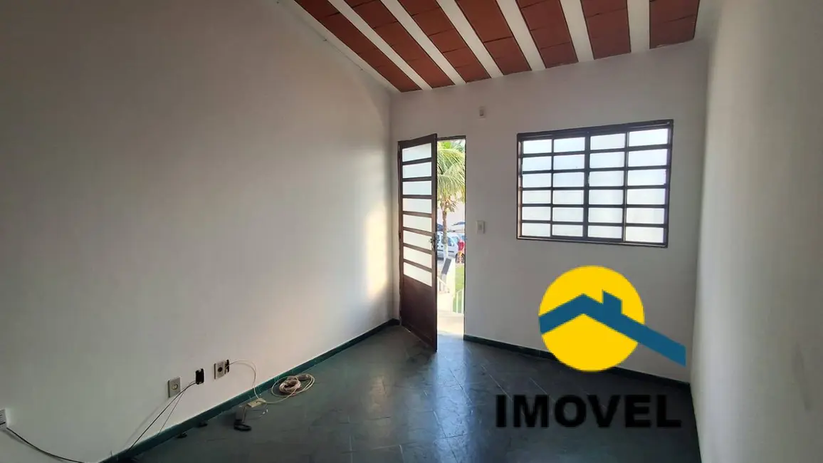 Foto 2 de Apartamento com 2 quartos à venda, 45m2 em Outeiro das Pedras, Itaborai - RJ