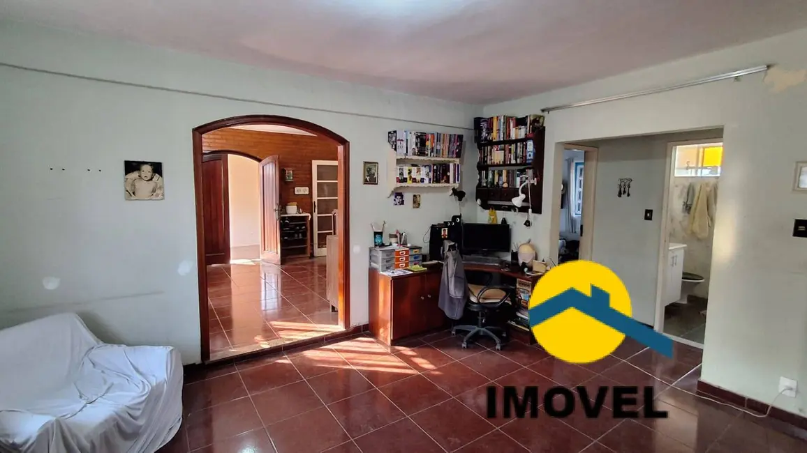Foto 3 de Casa com 4 quartos à venda, 525m2 em Maria Paula, Niteroi - RJ
