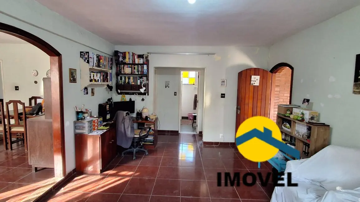 Foto 2 de Casa com 4 quartos à venda, 525m2 em Maria Paula, Niteroi - RJ