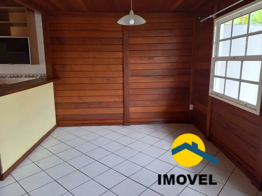 Foto 1 de Casa à venda, 450m2 em Maravista, Niteroi - RJ