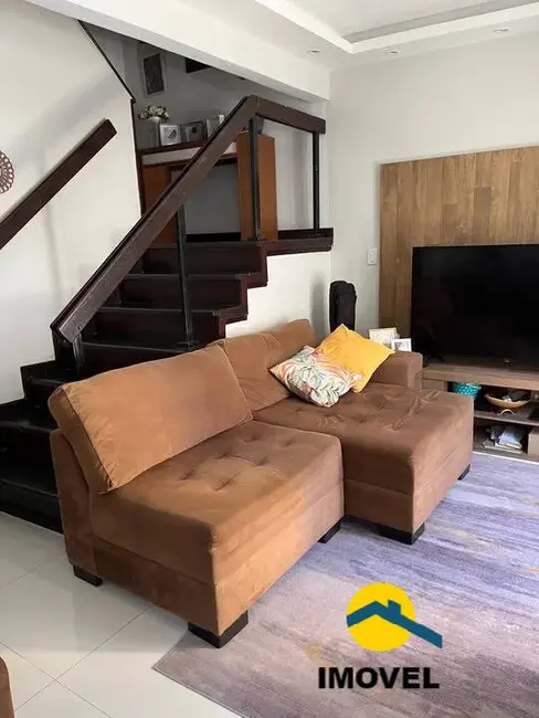 Foto 3 de Casa de Condomínio com 2 quartos à venda, 120m2 em Itaipu, Niteroi - RJ