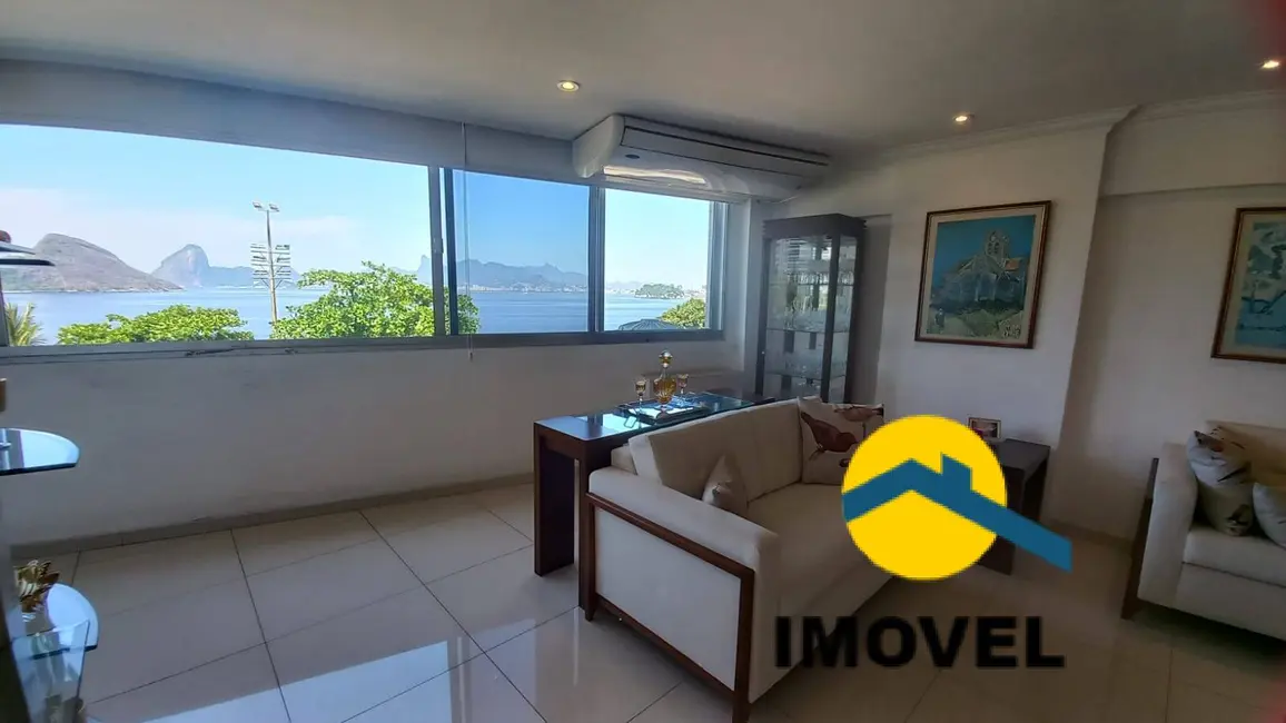 Foto 1 de Apartamento com 4 quartos à venda, 220m2 em Icaraí, Niteroi - RJ