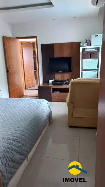 Casa de Condomínio com 4 quartos à venda, 213m2 em Arsenal, Sao Goncalo - RJ - imagem 3 Foto 3 de Casa de Condomínio com 4 quartos à venda, 213m2 em Arsenal, Sao Goncalo - RJ