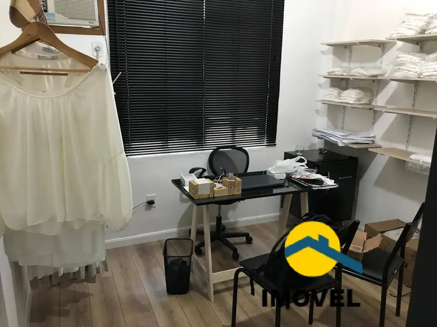 Sala Comercial à venda, 17m2 em Centro, Niteroi - RJ - imagem 3 Foto 3 de Sala Comercial à venda, 17m2 em Centro, Niteroi - RJ