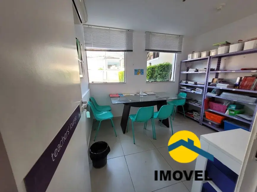 Sala Comercial à venda, 360m2 em Piratininga, Niteroi - RJ - imagem 8 Foto 8 de Sala Comercial à venda, 360m2 em Piratininga, Niteroi - RJ