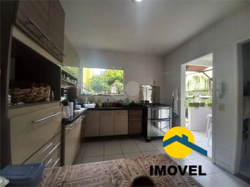 Foto 5 de Casa com 3 quartos à venda, 132m2 em Itaipu, Niteroi - RJ