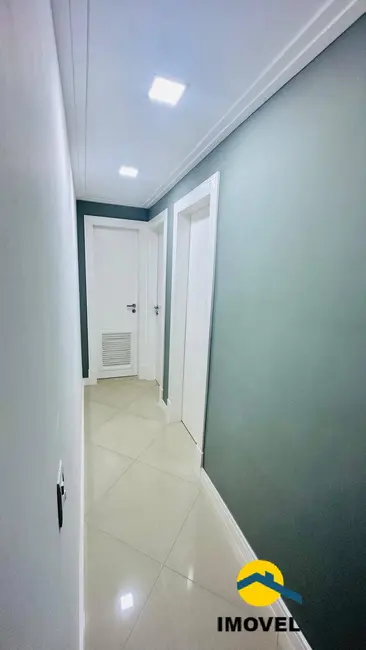 Cobertura com 3 quartos à venda, 155m2 em Maria Paula, Niteroi - RJ - imagem 4 Foto 4 de Cobertura com 3 quartos à venda, 155m2 em Maria Paula, Niteroi - RJ