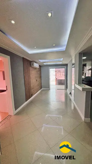 Foto 2 de Cobertura com 3 quartos à venda, 155m2 em Maria Paula, Niteroi - RJ