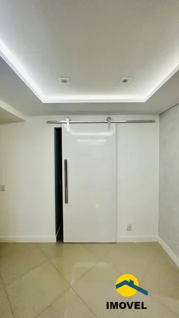 Cobertura com 3 quartos à venda, 155m2 em Maria Paula, Niteroi - RJ - imagem 6 Foto 6 de Cobertura com 3 quartos à venda, 155m2 em Maria Paula, Niteroi - RJ