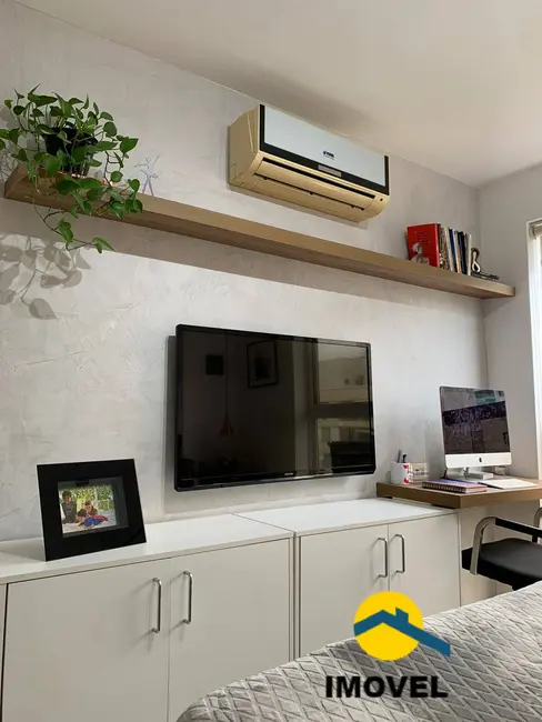 Apartamento com 3 quartos à venda, 100m2 em Icaraí, Niteroi - RJ - imagem 8 Foto 8 de Apartamento com 3 quartos à venda, 100m2 em Icaraí, Niteroi - RJ