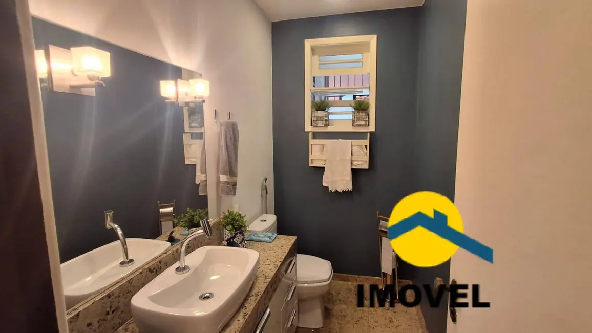 Casa com 5 quartos para alugar, 1150m2 em Itaipu, Niteroi - RJ - imagem 6 Foto 6 de Casa com 5 quartos para alugar, 1150m2 em Itaipu, Niteroi - RJ