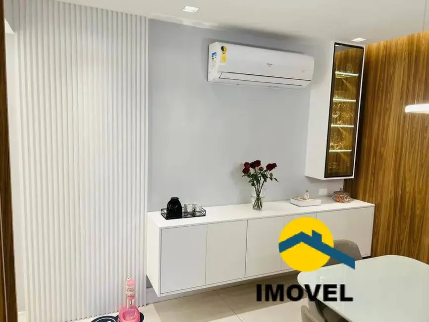 Apartamento com 3 quartos à venda, 118m2 em Icaraí, Niteroi - RJ - imagem 5 Foto 5 de Apartamento com 3 quartos à venda, 118m2 em Icaraí, Niteroi - RJ