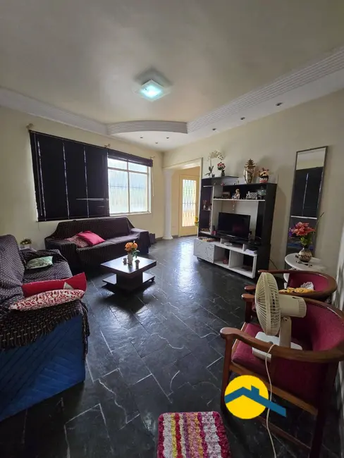 Foto 1 de Casa com 4 quartos à venda, 200m2 em Santa Rosa, Niteroi - RJ