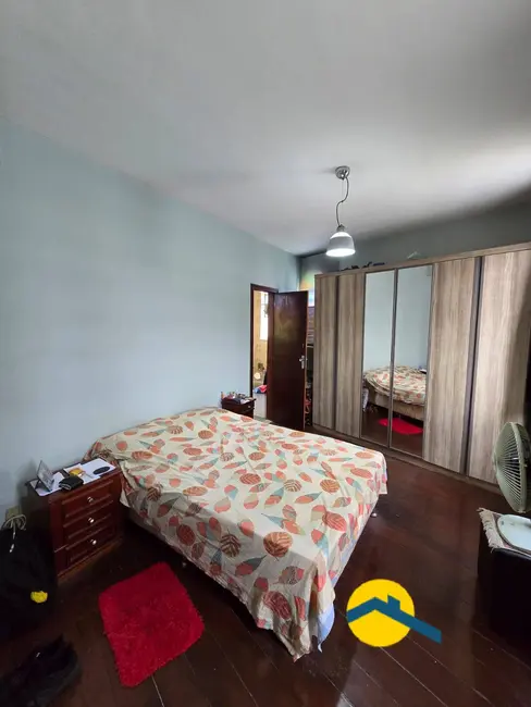 Foto 8 de Casa com 4 quartos à venda, 200m2 em Santa Rosa, Niteroi - RJ