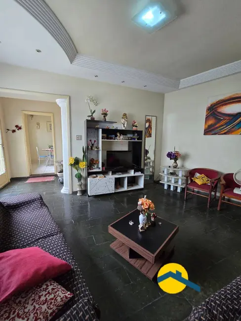 Foto 2 de Casa com 4 quartos à venda, 200m2 em Santa Rosa, Niteroi - RJ