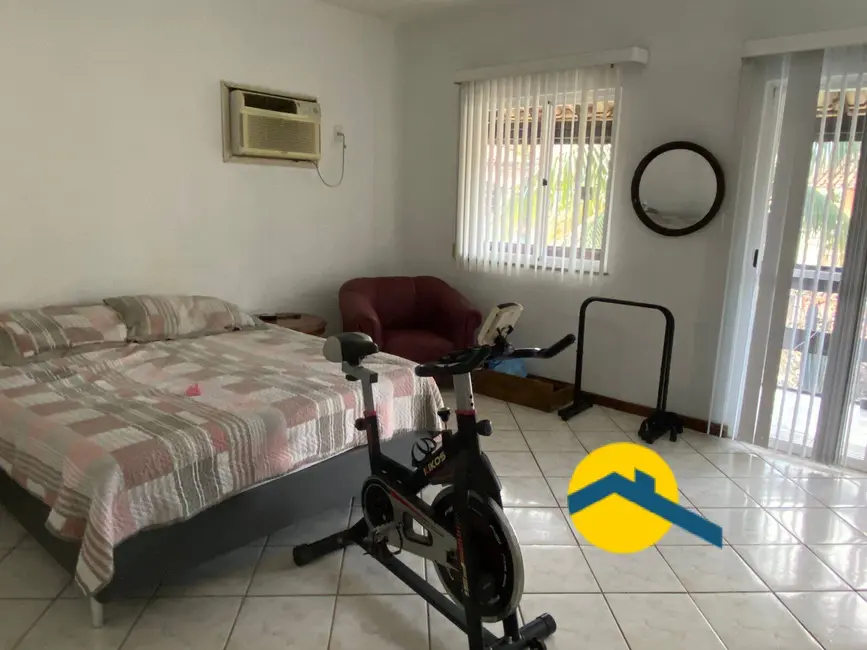 Foto 8 de Casa com 4 quartos à venda, 207m2 em Itaipu, Niteroi - RJ