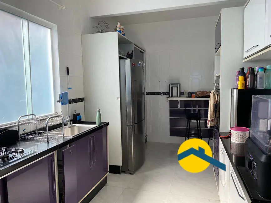 Foto 4 de Casa com 4 quartos à venda, 207m2 em Itaipu, Niteroi - RJ