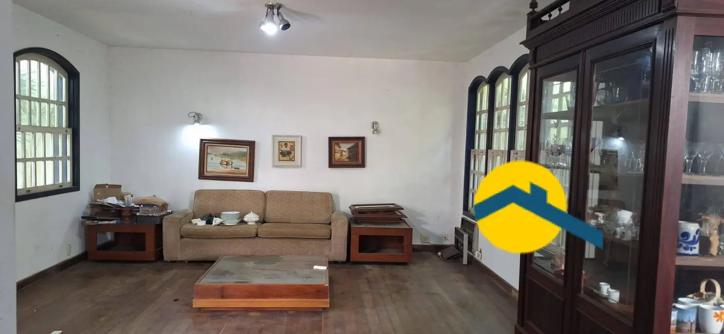 Foto 1 de Casa com 5 quartos à venda, 242m2 em São Francisco, Niteroi - RJ