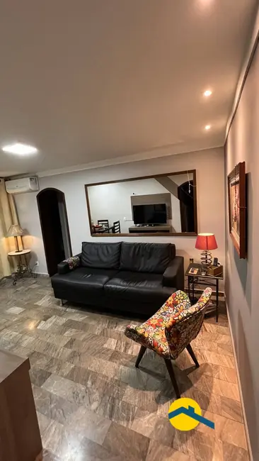 Foto 2 de Apartamento com 2 quartos à venda, 60m2 em Icaraí, Niteroi - RJ