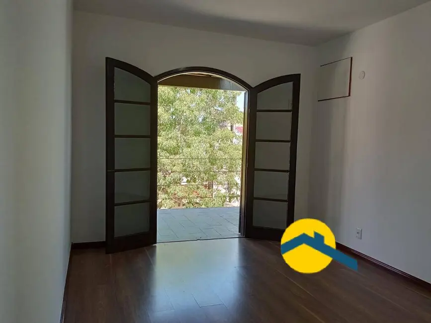 Foto 2 de Casa com 5 quartos à venda, 340m2 em Itaipu, Niteroi - RJ