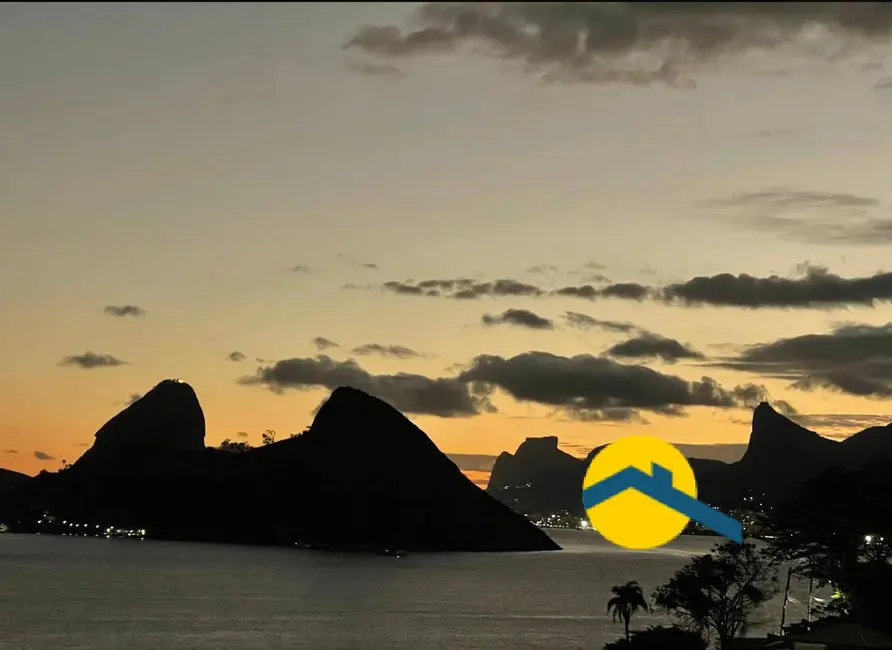 Foto 2 de Apartamento com 1 quarto à venda, 50m2 em São Francisco, Niteroi - RJ