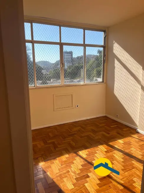 Foto 2 de Apartamento com 2 quartos à venda, 65m2 em São Domingos, Niteroi - RJ