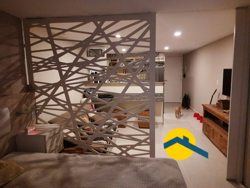 Foto 1 de Apartamento com 1 quarto à venda, 30m2 em Itaipu, Niteroi - RJ