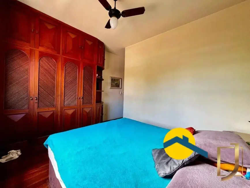 Casa com 4 quartos à venda, 195m2 em Fátima, Niteroi - RJ - imagem 8 Foto 8 de Casa com 4 quartos à venda, 195m2 em Fátima, Niteroi - RJ