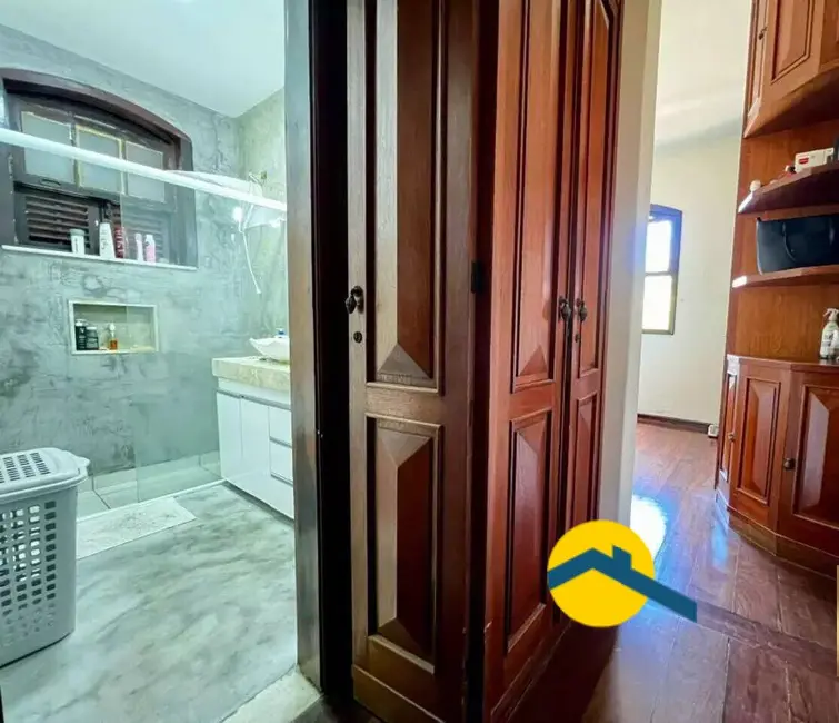 Casa com 4 quartos à venda, 195m2 em Fátima, Niteroi - RJ - imagem 6 Foto 6 de Casa com 4 quartos à venda, 195m2 em Fátima, Niteroi - RJ