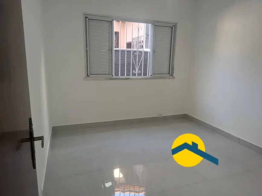 Casa com 3 quartos à venda e para alugar, 180m2 em Itaipu, Niteroi - RJ - imagem 7 Foto 7 de Casa com 3 quartos à venda e para alugar, 180m2 em Itaipu, Niteroi - RJ