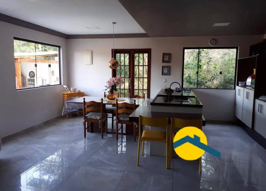 Foto 3 de Casa de Condomínio com 3 quartos à venda, 200m2 em Rio do Ouro, Niteroi - RJ